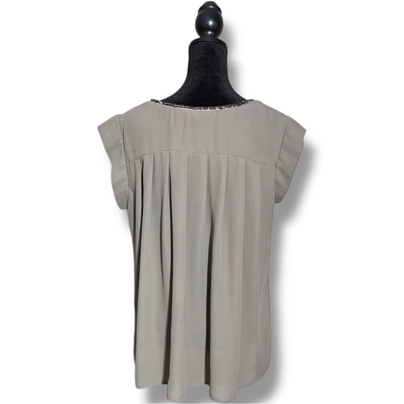 PLEIONE Women's Small Beaded Neckline Flowy Elegant Gray/Green Short Sleeve Top - Picture 7 of 16